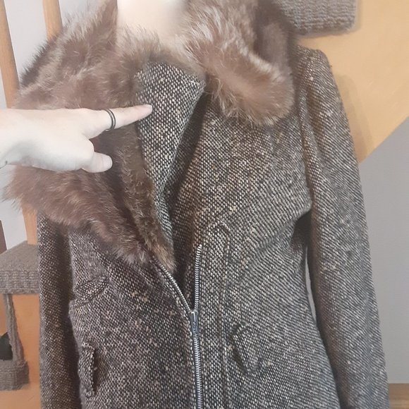 Vintage Fur/ Wool Jacket- Women's Size S/M- Excellent Condition - Picture 7 of 11